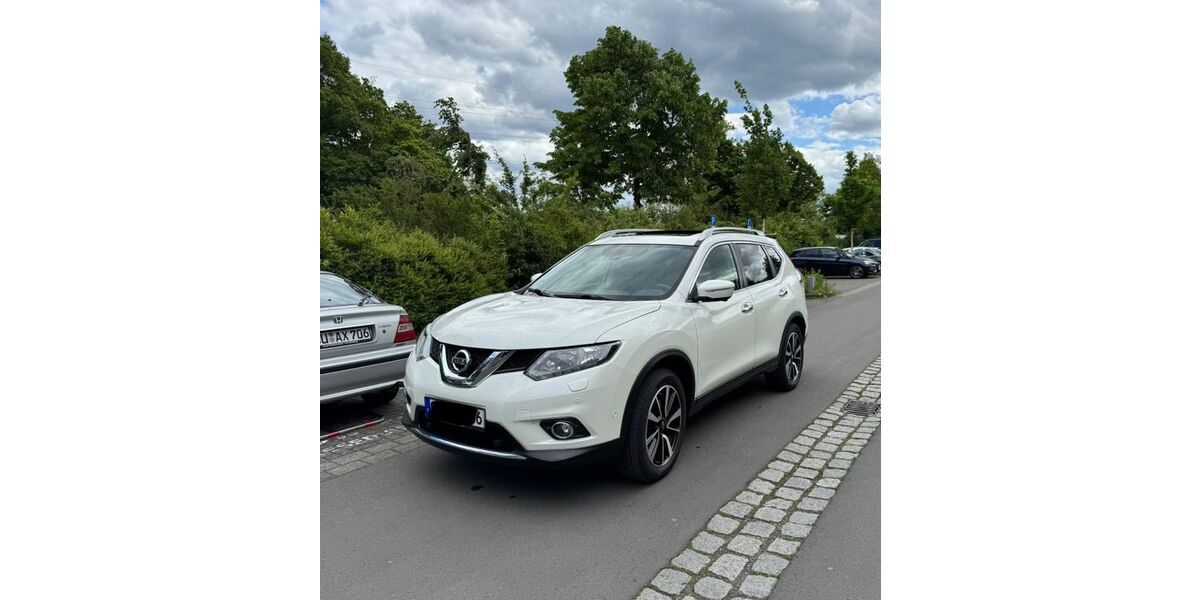 Nissan X-Trail 102.896 km 15.400 &euro; SANKT AUGUSTIN 53757