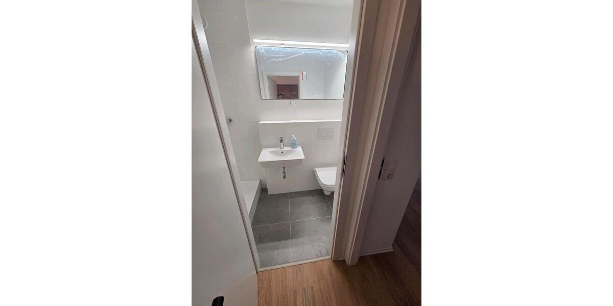 Etagenwohnung Köln Lindenthal - 2 Zimmer, 64 m&sup2;, 1.220&euro; | Angebot:26008425