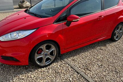 Ford Fiesta 40.000 km 11.500 &euro; Erftstadt 50374