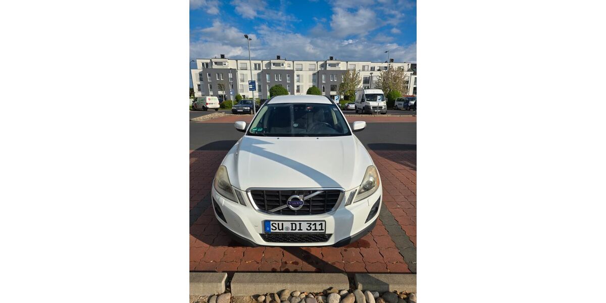 Volvo XC60 176.900 km 9.650 &euro; Troisdorf 53840