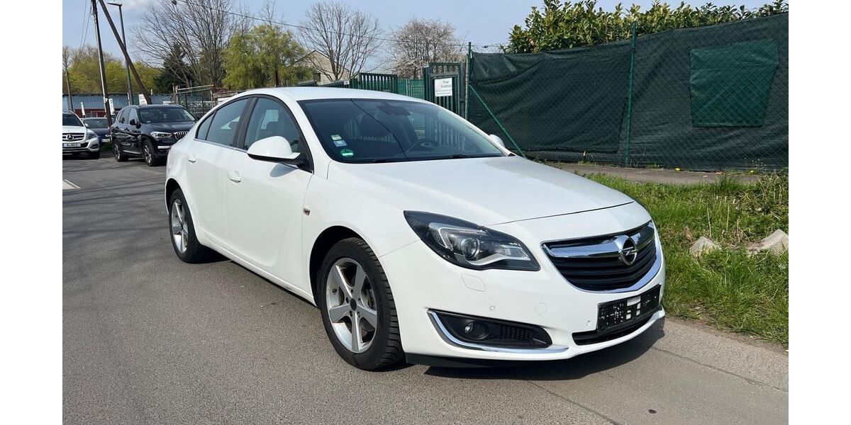 Opel Insignia 164.000 km 7.999 &euro; Köln 50739