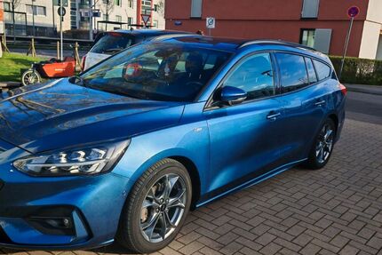 Ford Focus 111.000 km 13.900 &euro; Köln 50827