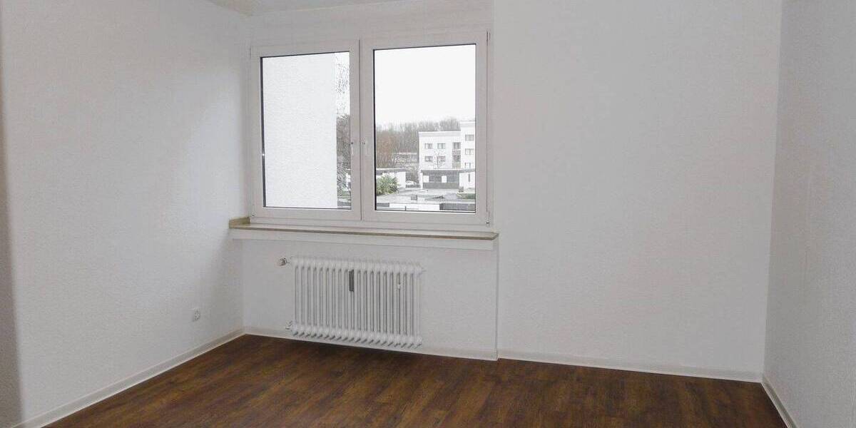 Etagenwohnung Köln Bocklemünd/Mengenich - 3 Zimmer, 96 m&sup2;, 1.445&euro; | Angebot:26036906