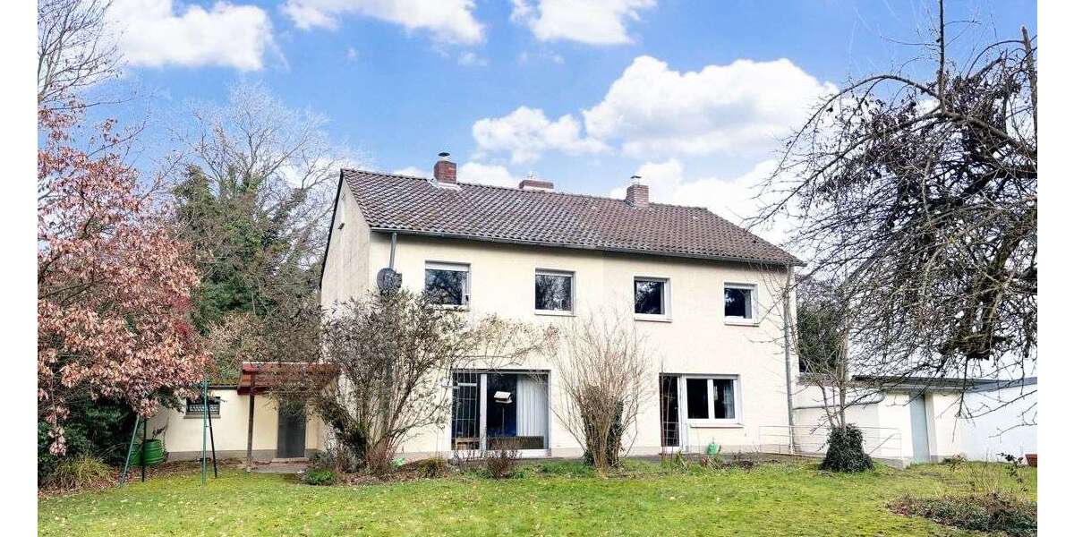 Einfamilienhaus Bonn Hardtberg - 10 Zimmer, 180 m&sup2;, 895.000&euro; | Angebot:26193396