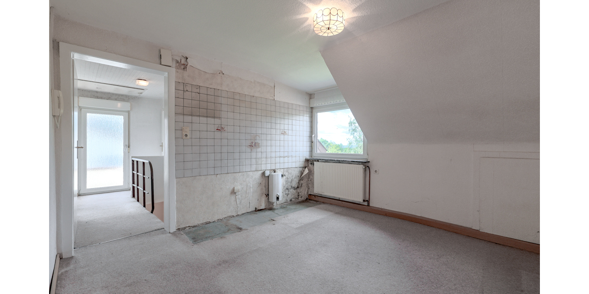 Großes Grundstück, viel Potenzial – Doppelhaushälfte mit 6 Zimmern - Doppelhaushälfte Bonn Holzlar | Angebot:27023114