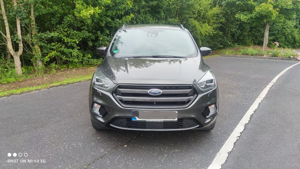 Ford Kuga 117.000 km 15.800 &euro; Troisdorf 53844