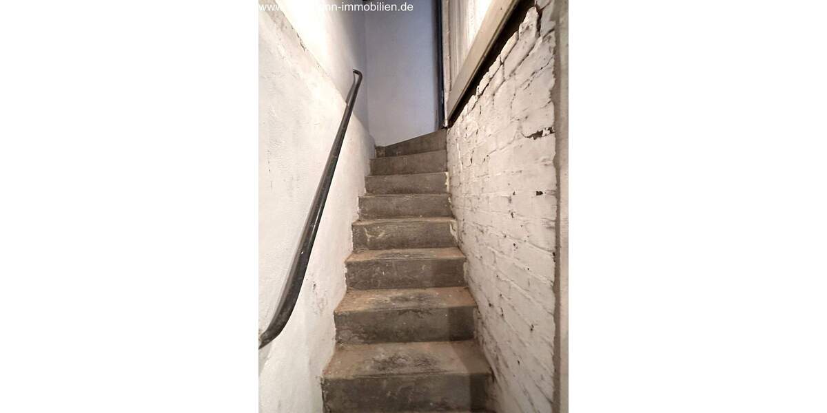 Mehrfamilienhaus, Wohnhaus Hürth Gleuel - 9 Zimmer, 218 m&sup2;, 550.000&euro; | Angebot:25802258