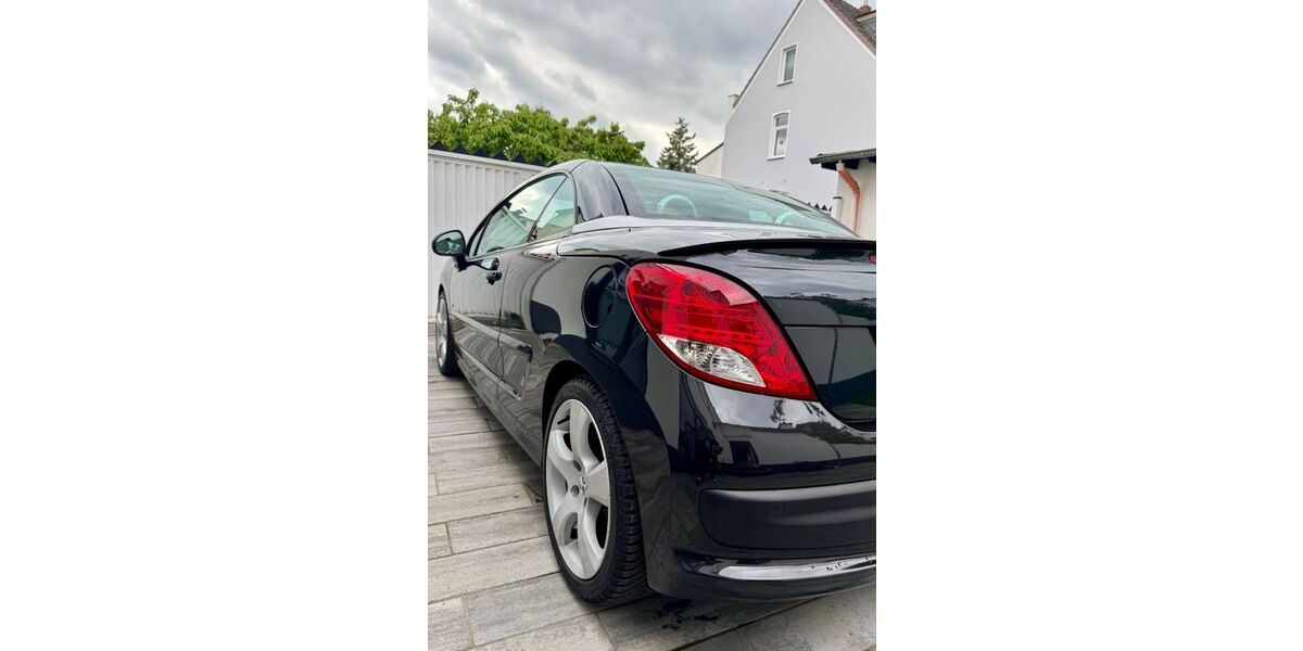 Peugeot 207 122.000 km 6.490 &euro; Siegburg 53721