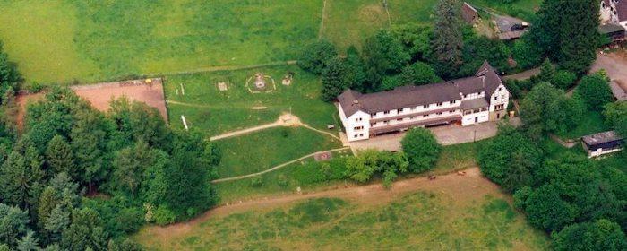 Einfamilienhaus Köln Kalk - 16 Zimmer, 892 m&sup2;, 890.000&euro; | Angebot:26675942