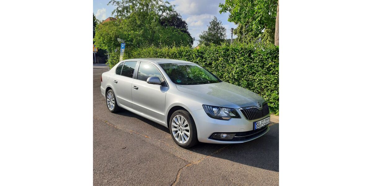 Skoda Superb 140.000 km 10.000 &euro; Bornheim 53332