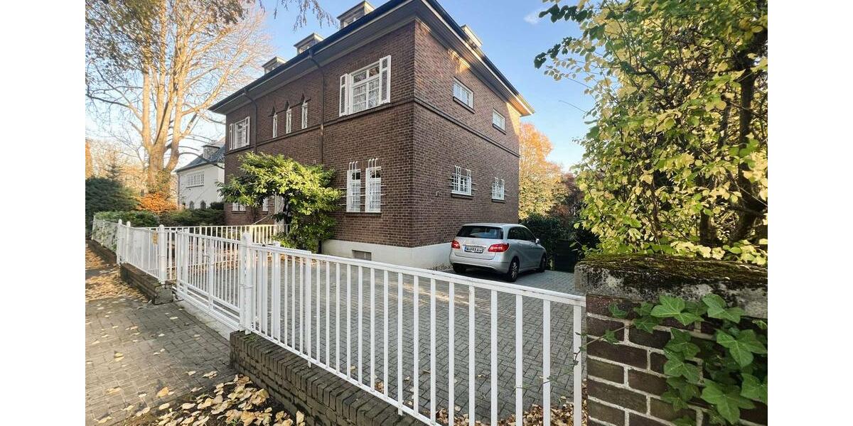 Dachgeschoßwohnung Bonn Gronau - 2 Zimmer, 65 m&sup2;, 1.200&euro; | Angebot:23871825