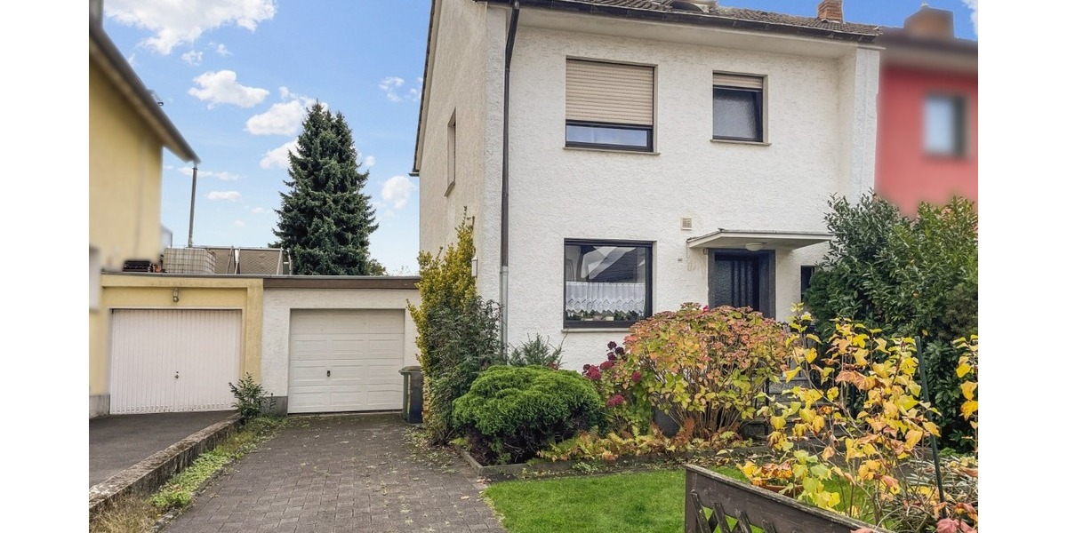 Aus Alt macht Neu: Doppelhaushälfte mit enormem Potenzial in Top-Lage - Doppelhaushälfte Rösrath Stümpen | Angebot:26087377