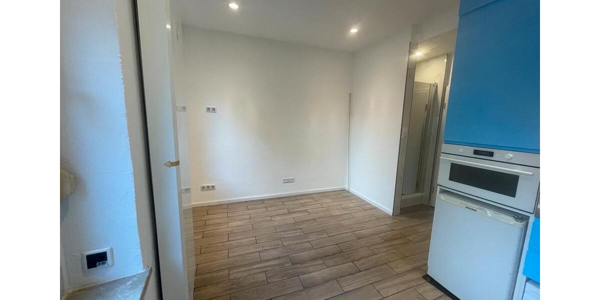 Reihenhaus Bonn Hardtberg - 9 Zimmer, 145 m&sup2;, 480.000&euro; | Angebot:27142036