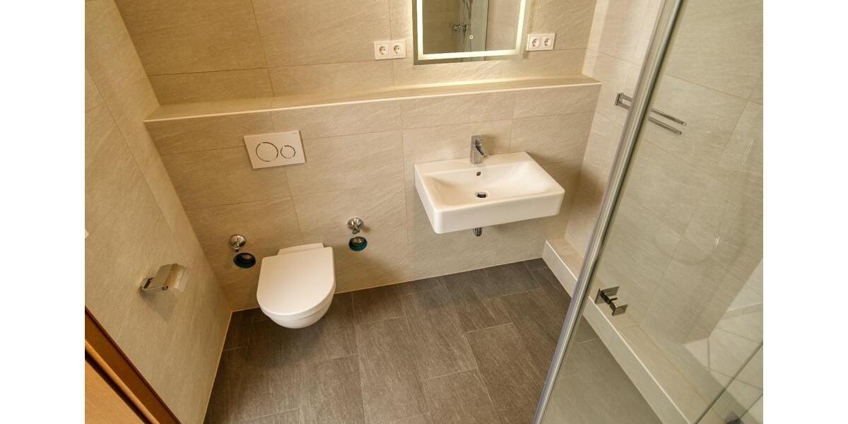 Etagenwohnung Leverkusen Bürrig - 3 Zimmer, 98 m&sup2;, 1.290&euro; | Angebot:25484213