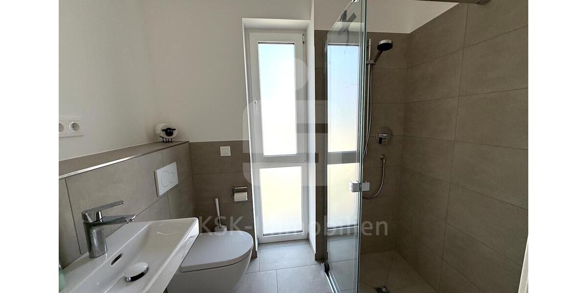 Erdgeschoßwohnung Rösrath - 3 Zimmer, 116 m&sup2;, 1.900&euro; | Angebot:25918619