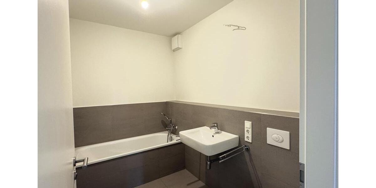 Etagenwohnung Bonn Dransdorf - 4 Zimmer, 105 m&sup2;, 1.425&euro; | Angebot:25548130