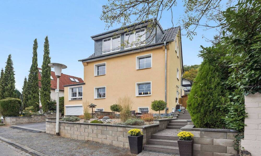Einfamilienhaus Bonn Oberkassel - 6 Zimmer, 190 m&sup2;, 937.000&euro; | Angebot:25930102