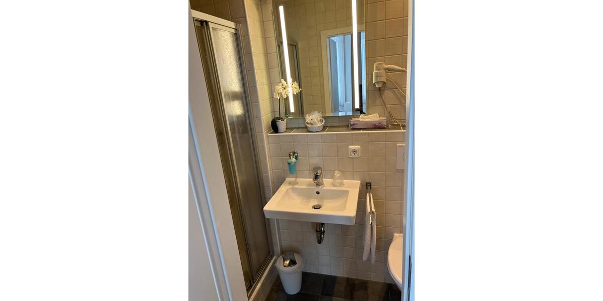 Etagenwohnung Bonn Bad Godesberg - 1 Zimmer, 29 m&sup2;, 790&euro; | Angebot:24867657