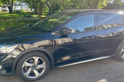 Ford Focus 94.000 km 12.900 &euro; Köln 50937