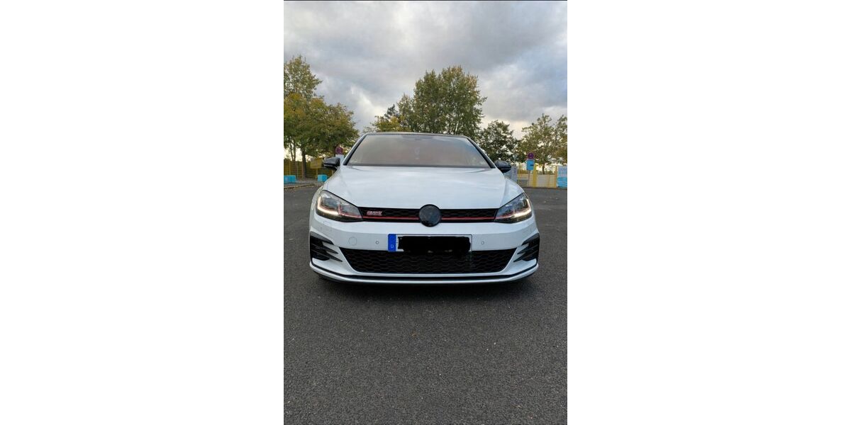 VW Golf 66.000 km 20.500 &euro; Euskirchen 53881