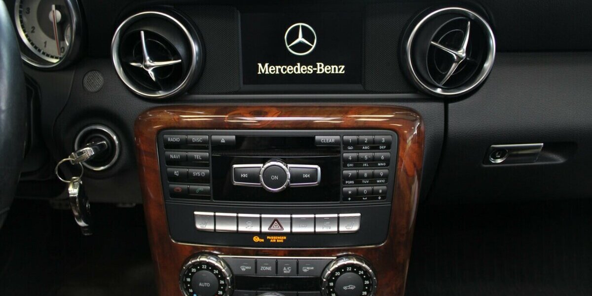 Mercedes-Benz SLK 200 BlueEFFICIENCY 83.438 km 15.980 &euro; Euskirchen 53881