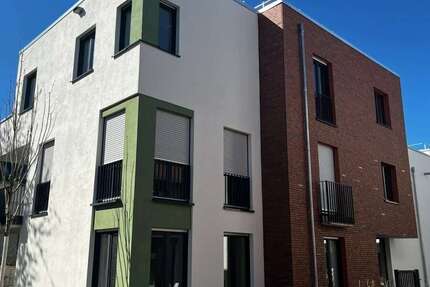 Wohnung Frechen - 4 Zimmer, 175 m&sup2;, 2.975&euro; | Angebot:26094342