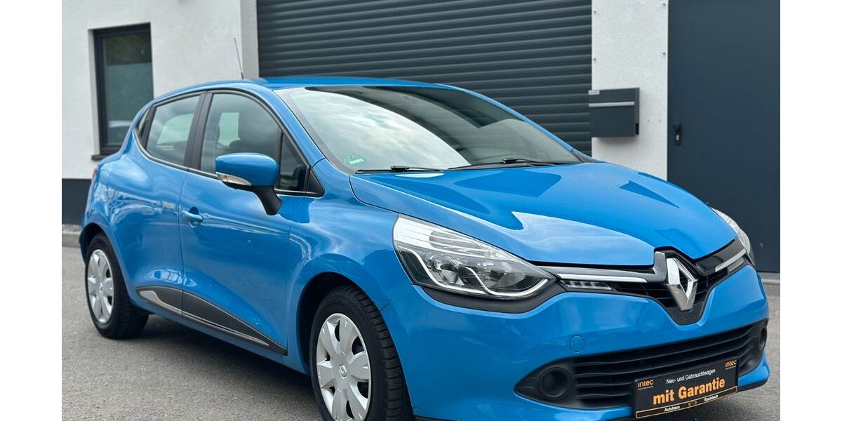 Renault Clio 147.000 km 5.990 &euro; Rheinbach 53359
