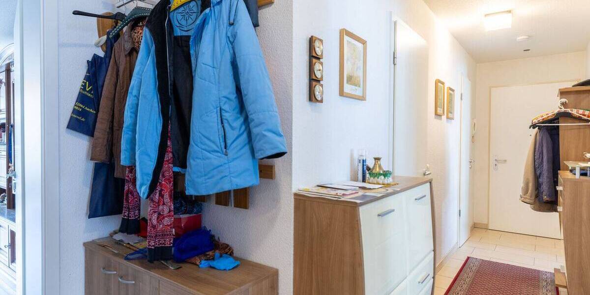 Etagenwohnung Frechen - 4 Zimmer, 97 m&sup2;, 359.000&euro; | Angebot:25957866