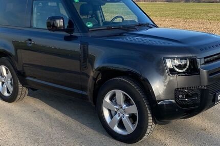 Land Rover Defender 30.520 km 69.900 &euro; Köln 50858
