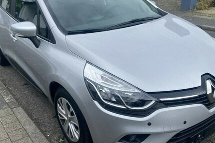 Renault Clio GT Bose Klima Navi 20.tkm ServNeu GARANTIE 20.000 km 12.500 &euro; Erftstadt 50374