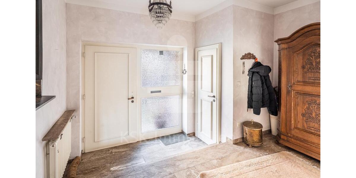 Reihenhaus Hürth - 5 Zimmer, 187 m&sup2;, 2.100&euro; | Angebot:24506717