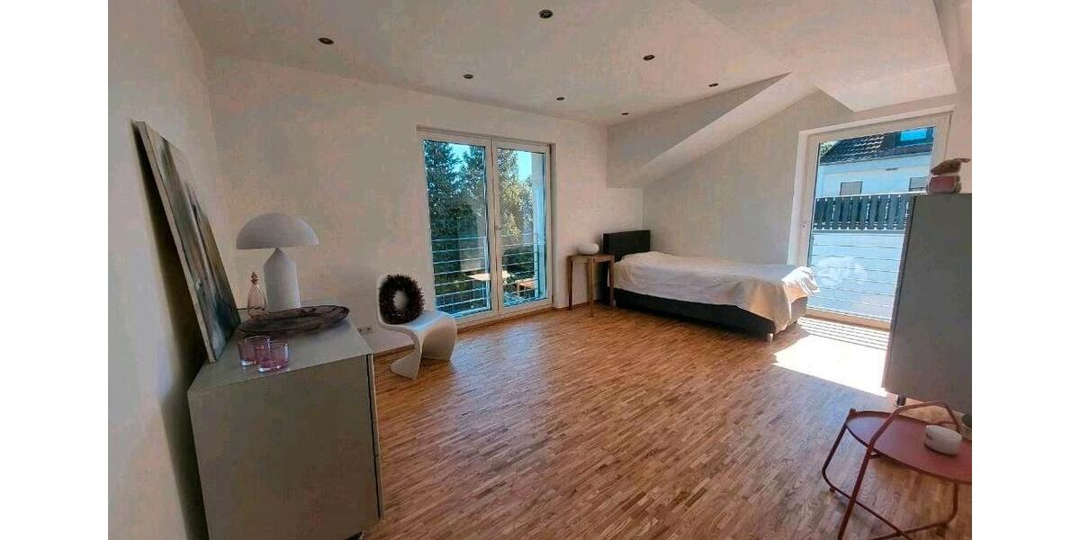 Einfamilienhaus Bonn Gronau - 10 Zimmer, 313 m&sup2;, 4.490&euro; | Angebot:26677619