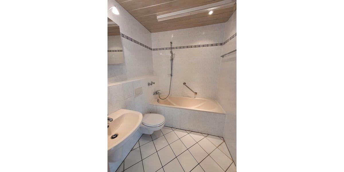 Etagenwohnung Köln Lindenthal - 2.5 Zimmer, 63 m&sup2;, 850&euro; | Angebot:26045493