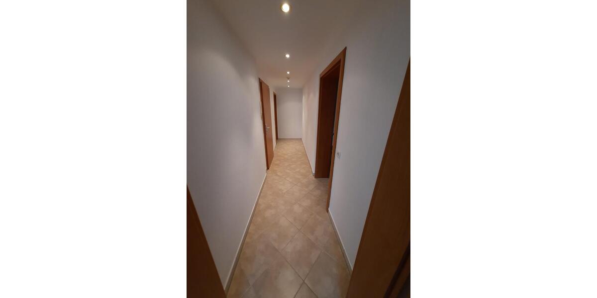 Erdgeschoßwohnung Bonn Gielgen - 2.5 Zimmer, 72 m&sup2;, 950&euro; | Angebot:26652918