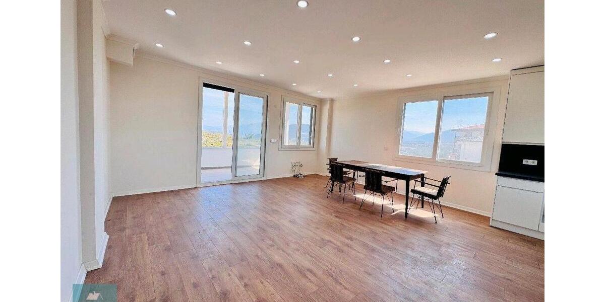 Villa Köln Rodenkirchen - 4 Zimmer, 120 m&sup2;, 223.000&euro; | Angebot:26693833