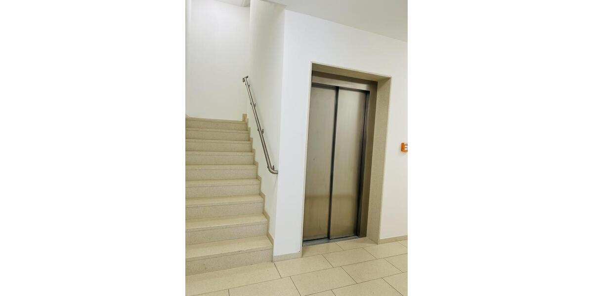 Erdgeschoßwohnung Bonn Friesdorf - 3 Zimmer, 81 m&sup2;, 1.900&euro; | Angebot:26674861
