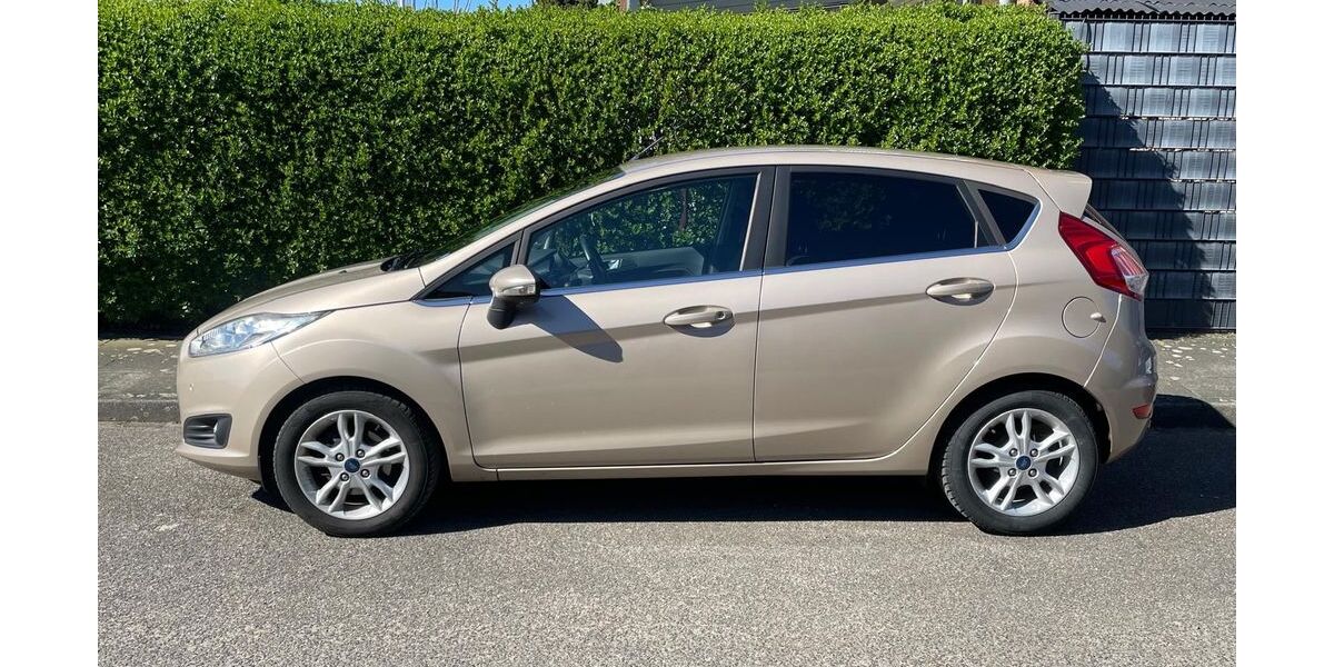 Ford Fiesta 103.500 km 6.390 &euro; Pulheim 50259