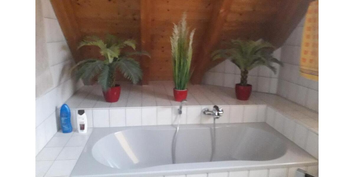 Dachgeschoßwohnung Nörvenich - 3 Zimmer, 140 m&sup2;, 286.000&euro; | Angebot:26035214