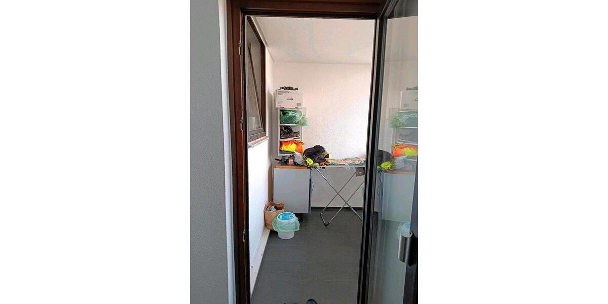 Etagenwohnung Troisdorf - 1 Zimmer, 42 m&sup2;, 130.000&euro; | Angebot:25407122