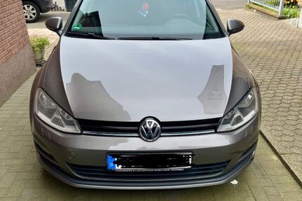 VW Golf 249.000 km 8.200 &euro; Bergheim 50126