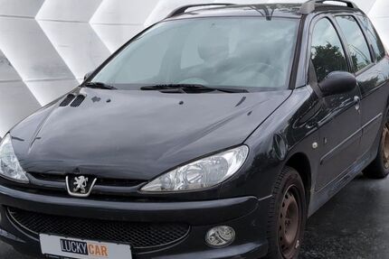 Peugeot 206 200.000 km 999 &euro; Troisdorf 53840