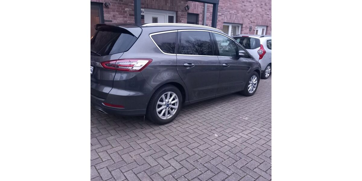 Ford S-Max 192.500 km 11.450 &euro; Köln 50769