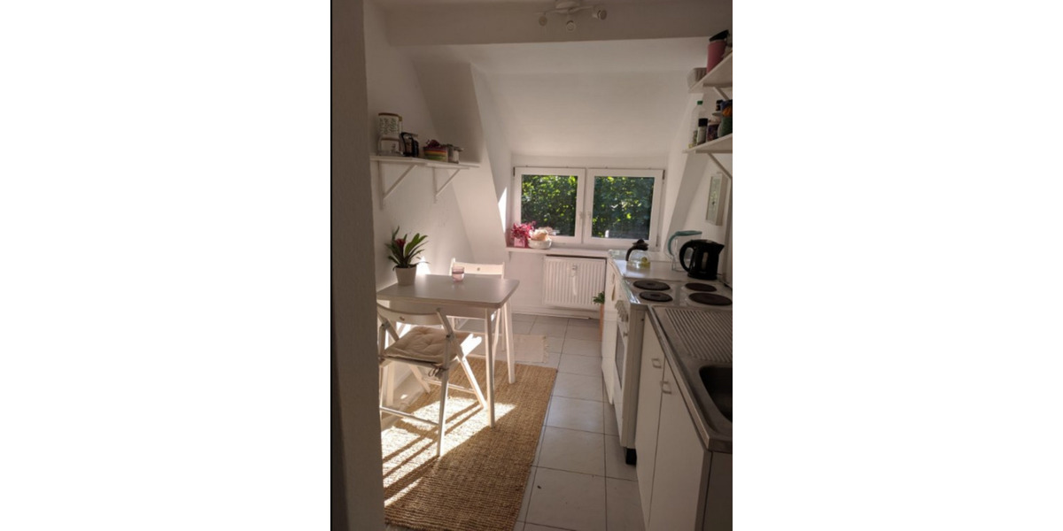 Etagenwohnung Köln Lindenthal - 3 Zimmer, 50 m&sup2;, 570&euro; | Angebot:25331006