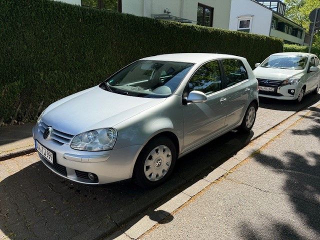 VW Golf 175.512 km 3.800 &euro; Bonn 53113