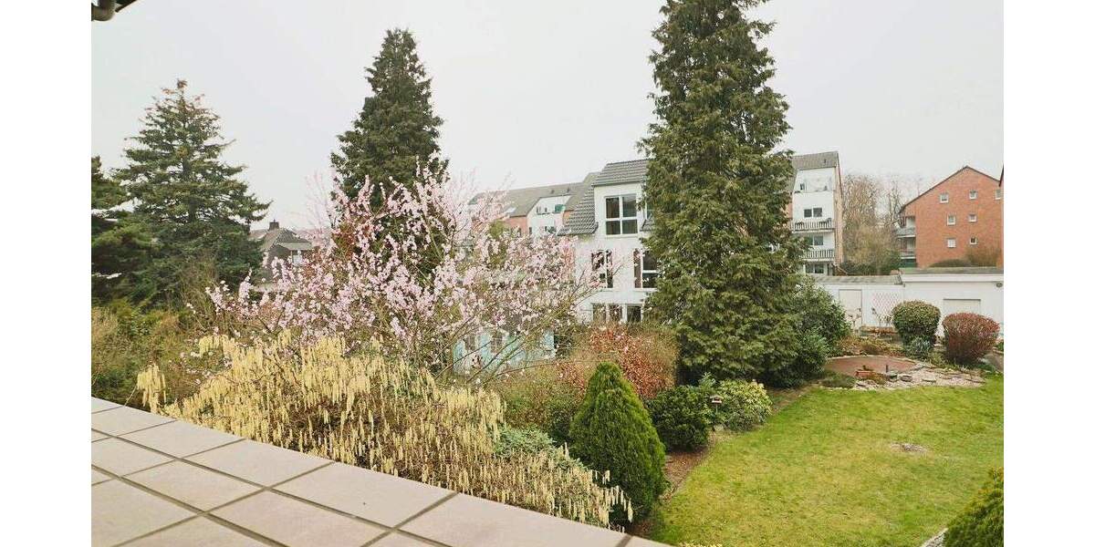 Mehrfamilienhaus, Wohnhaus Köln Holweide Holweide - 9 Zimmer, 195 m&sup2;, 785.000&euro; | Angebot:25778833