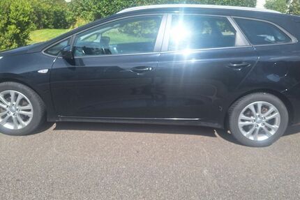 Kia ceed Sportswagon 173.300 km 4.900 &euro; Rheinbach 53359