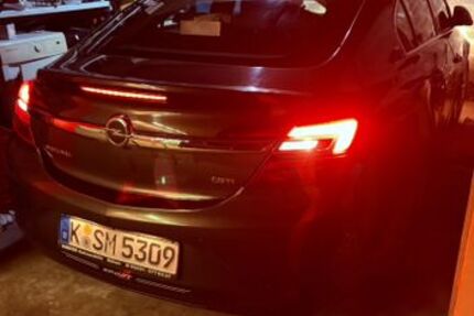 Opel Insignia 180.000 km 9.000 &euro; Köln 50667