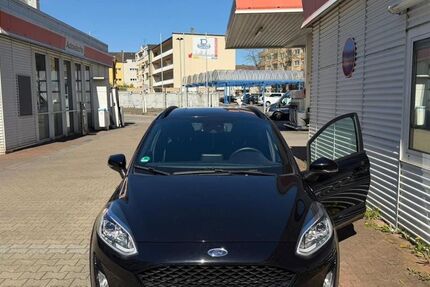 Ford Fiesta 36.500 km 18.900 &euro; Köln 50733