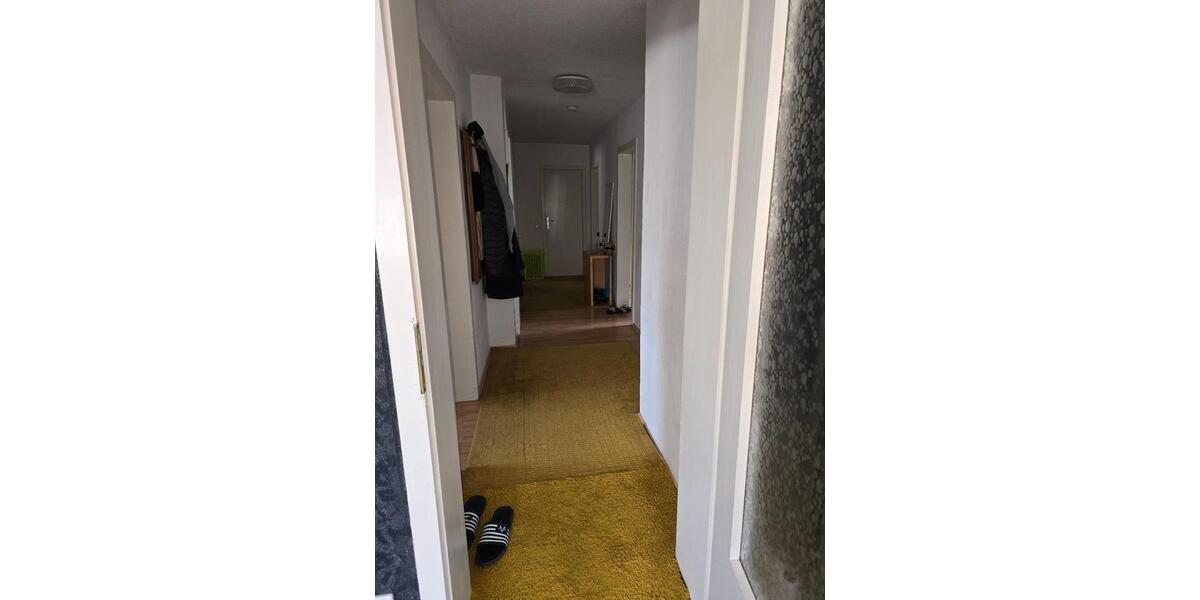 Etagenwohnung Lohmar - 3 Zimmer, 75 m&sup2;, 600&euro; | Angebot:25967628