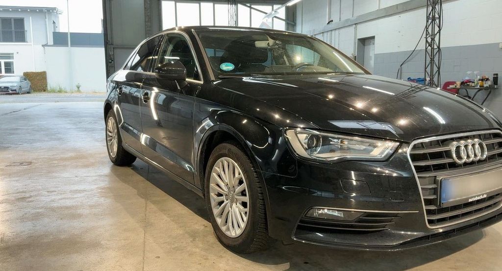 Audi A3 159.759 km 6.200 &euro; Düren 52353